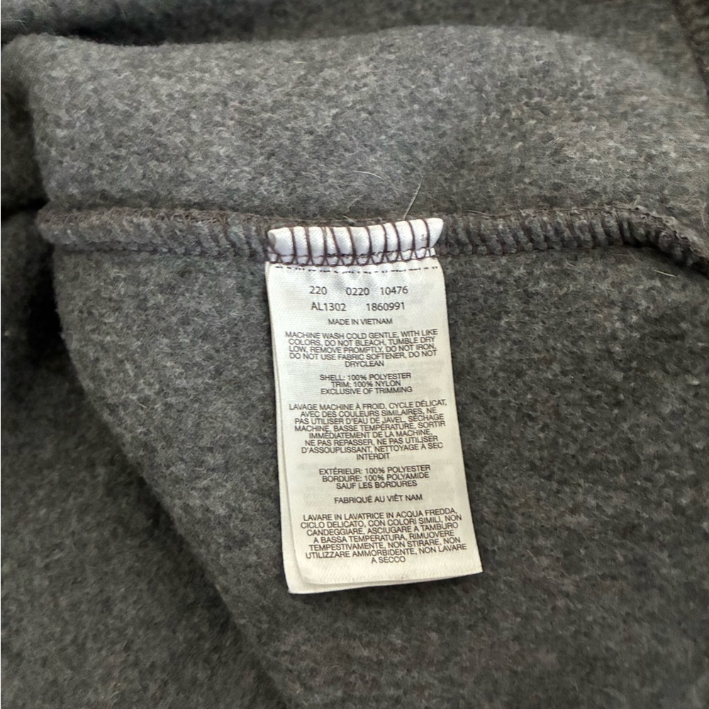 Columbia Pullover - image 6